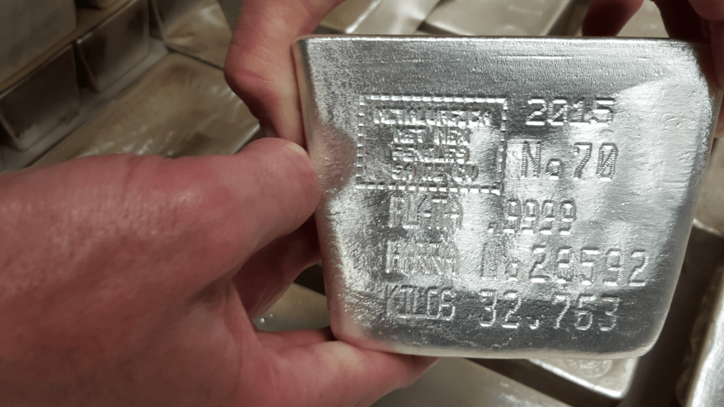 silver-metal-bar
